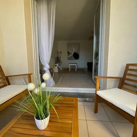 Confortable And Cozy *