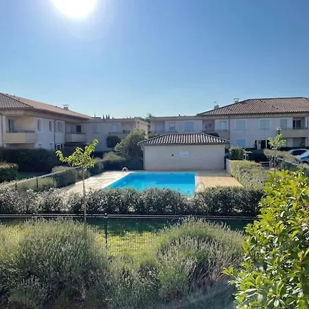 Confortable And Cozy * Vinassan