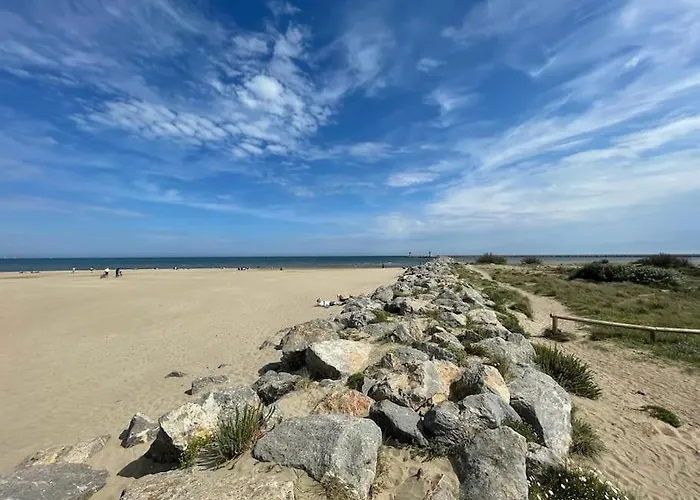 Confortable And Cozy * Vinassan