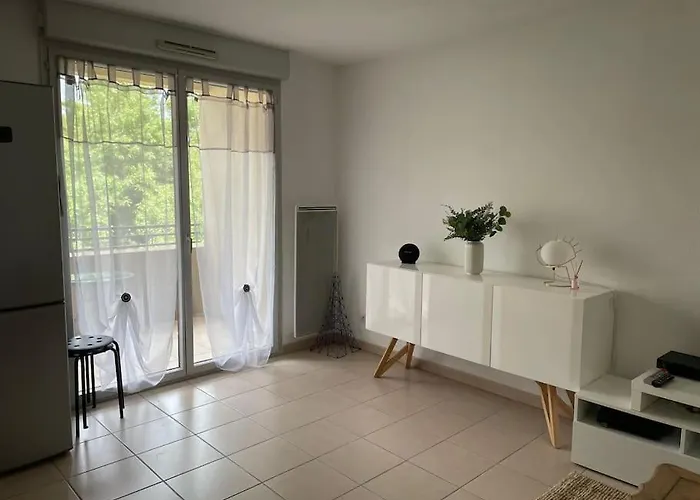 Confortable And Cozy *